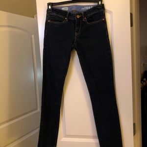 Gap dark wash always skinny jeans